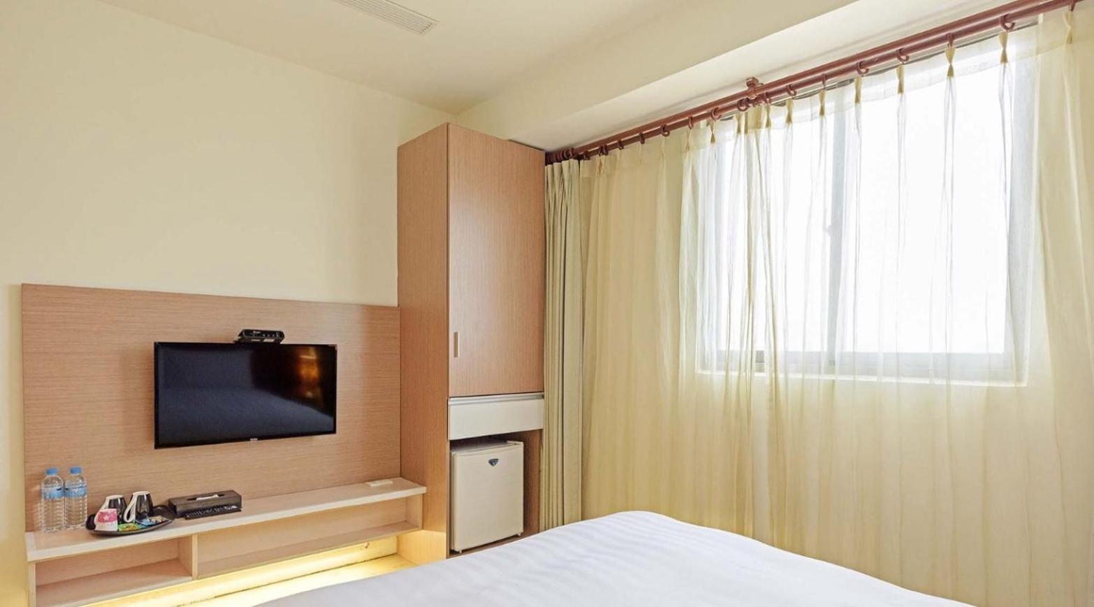 Huaxin Hotel Magong Exterior photo